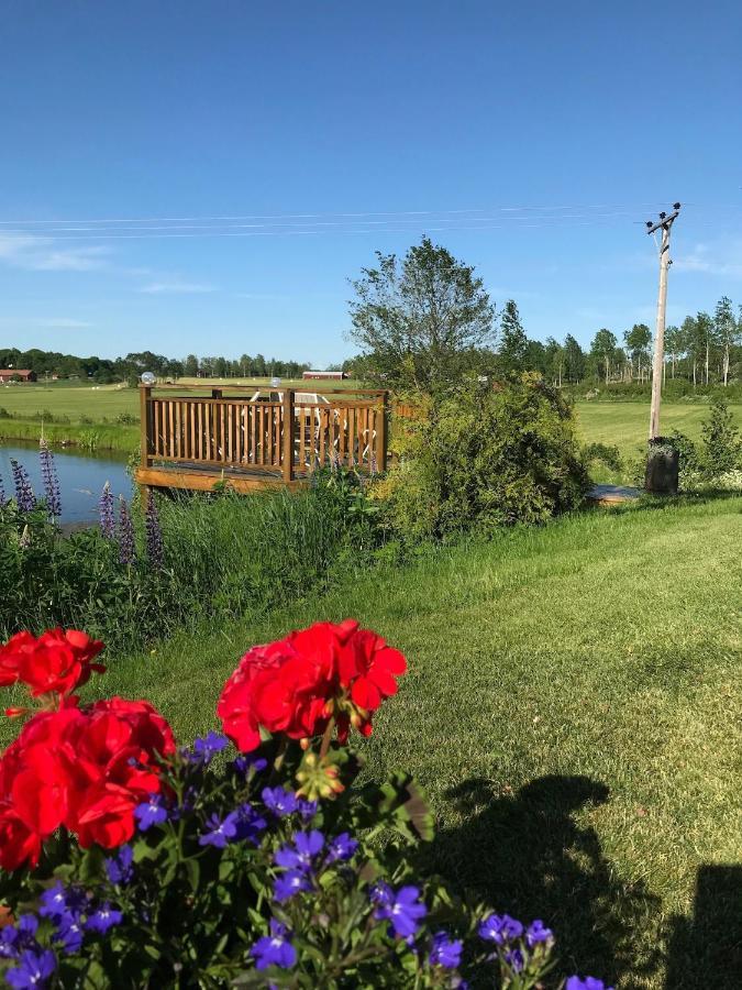 Valla Stuga Kristinehamn Esterno foto